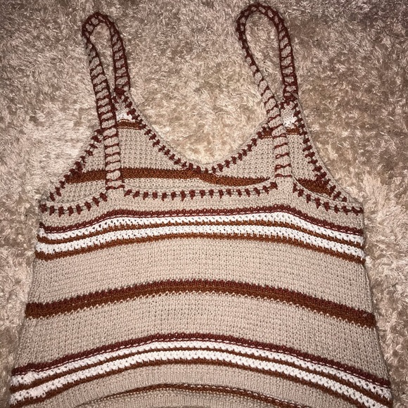 American Eagle knitted crop top - Picture 2 of 2